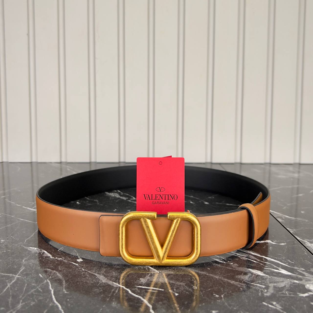 V.alenti Leather Belt
