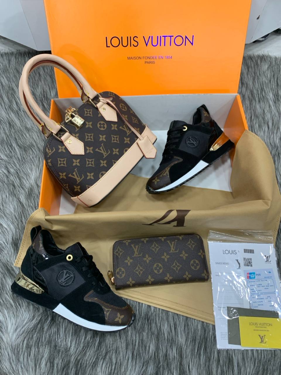 L - Bag , Shoes and Wallet Set (v1)