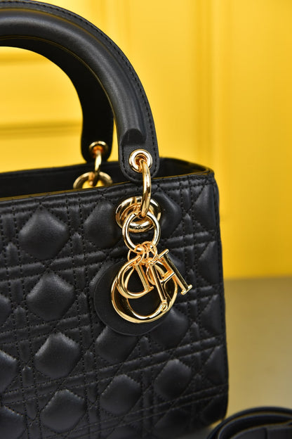 CD - Medium Lady Dior Bag