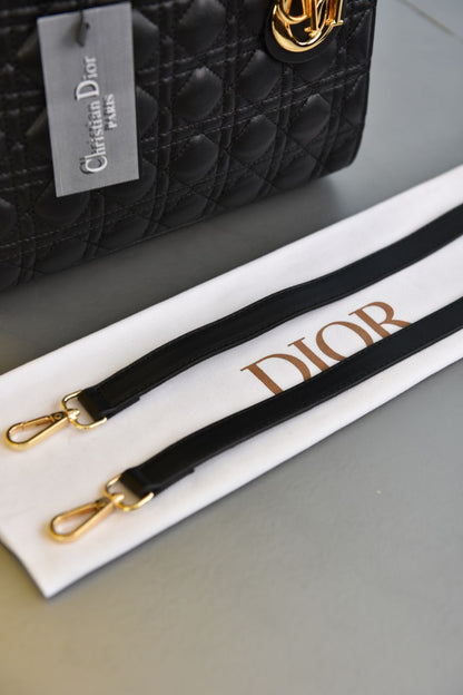 CD - Medium Lady Dior Bag