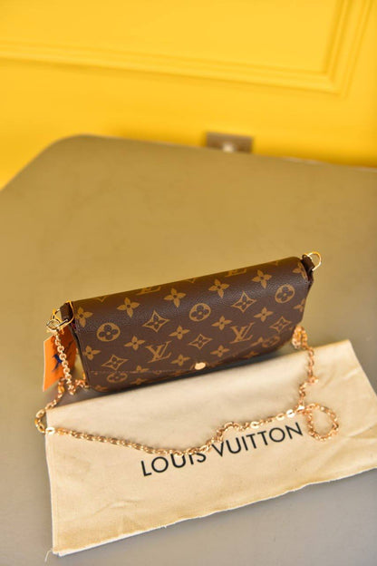 Félicie Pochette Bag