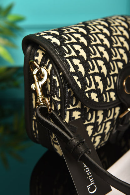 CD - Medium Bobby Bag