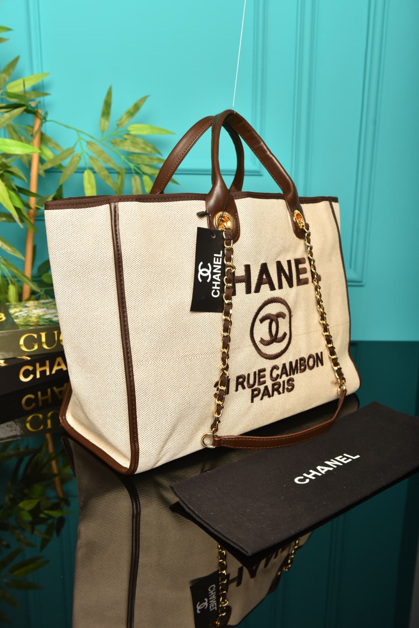 CH - 31 Rue Cambon Maxi