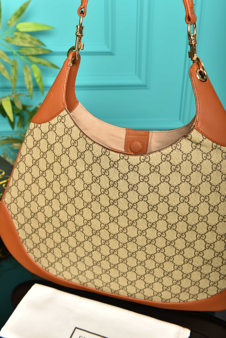 GG - Gucci B Large Shoulder Bag