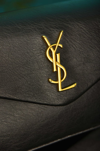 Calypso Medium in Grained Lambskin