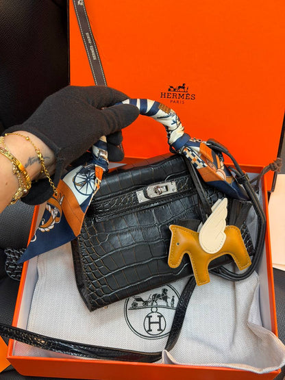 HMS - Kelly 19 - (Video)