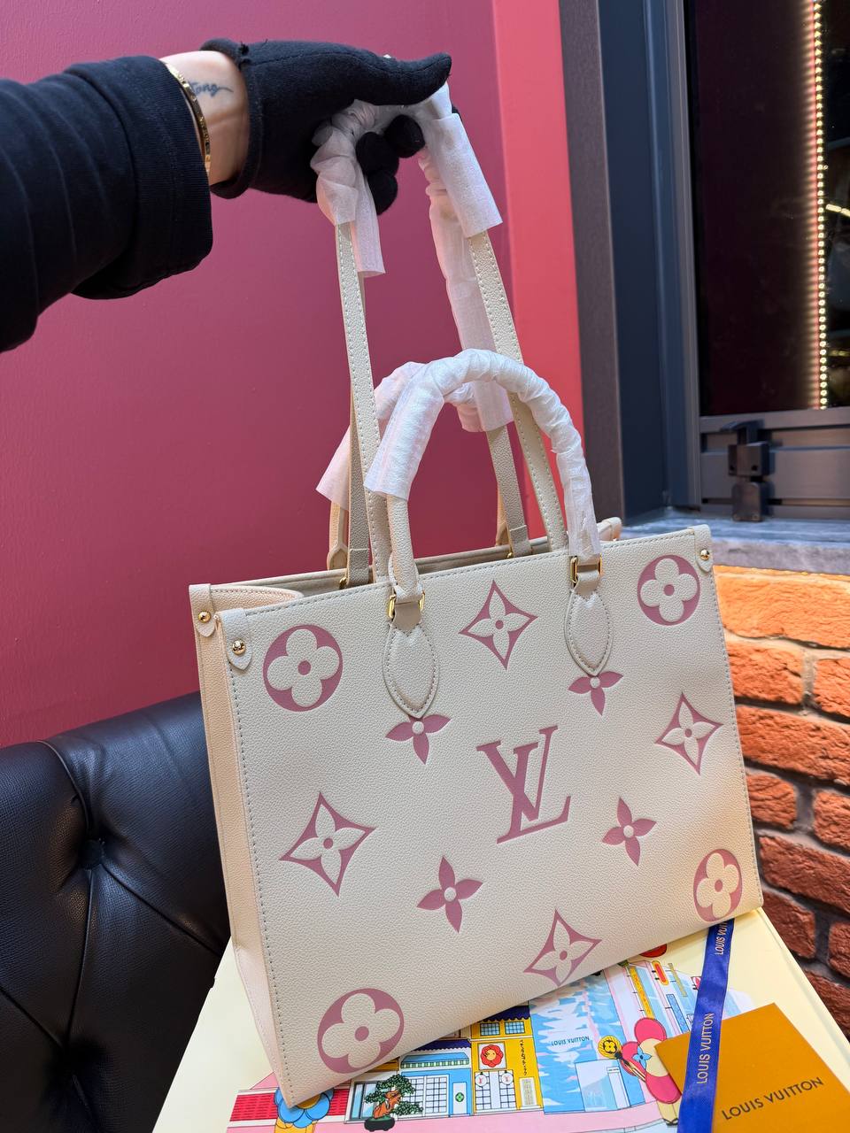 Onthego MM - (Video)